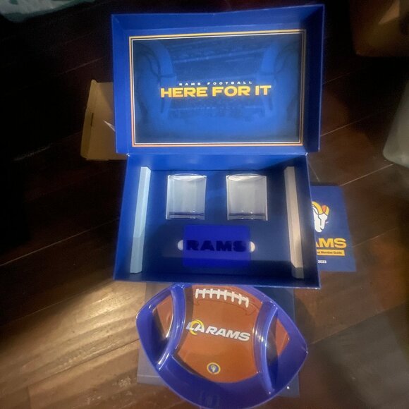 Sean McVay plus 2023 LA Rams Season Member Gift Box and Rams Surprise gift - Picture 2 of 8